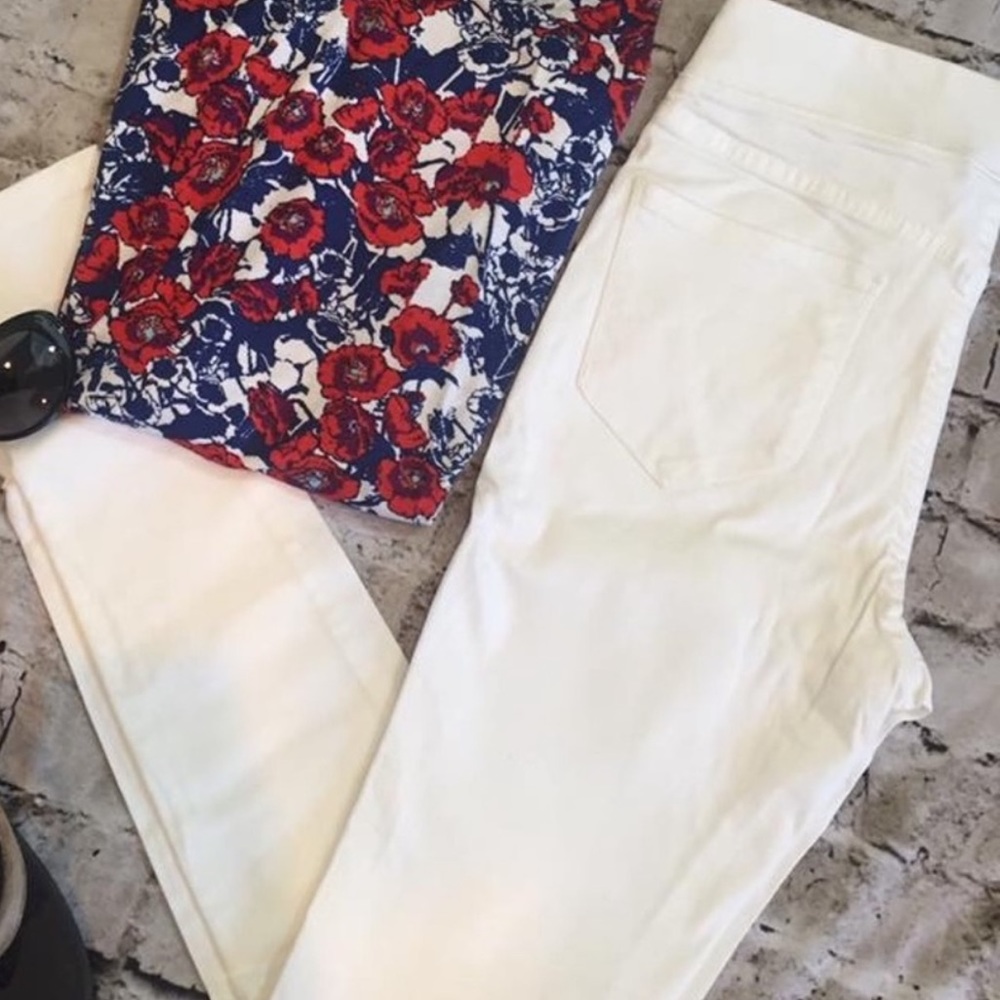 BNWT white jeggings